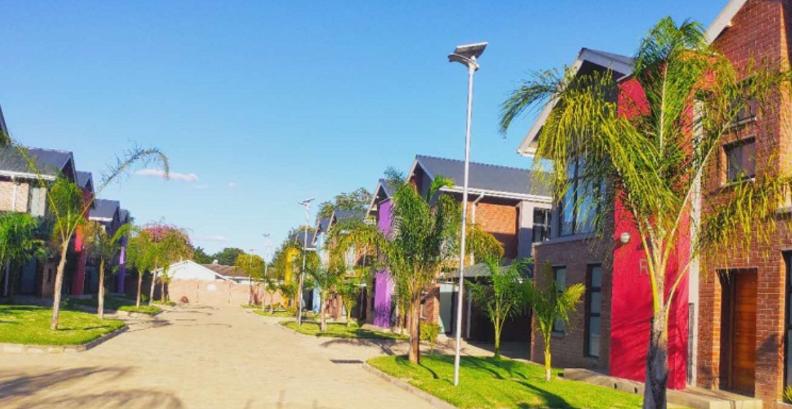 太陽能路燈怎么樣實現(xiàn)自動開關(guān)？